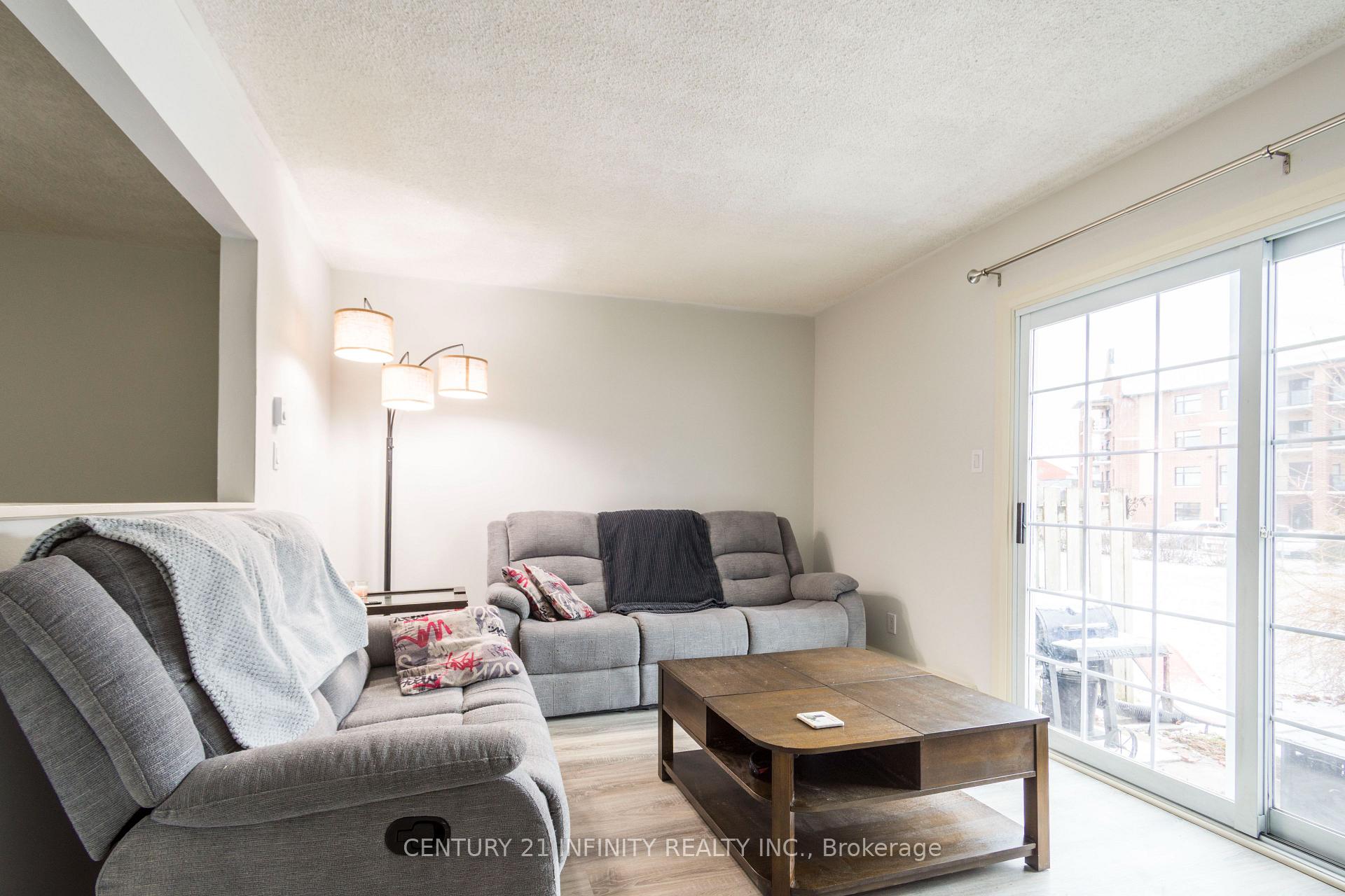 Photo 9 of Unit E, 203 North Park Street E, Belleville, Belleville Ward — HOMEH