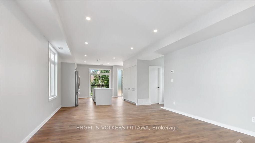 Photo 7 of Unit A, 1377 Maxime Street, Ottawa, Pineview — HOMEH