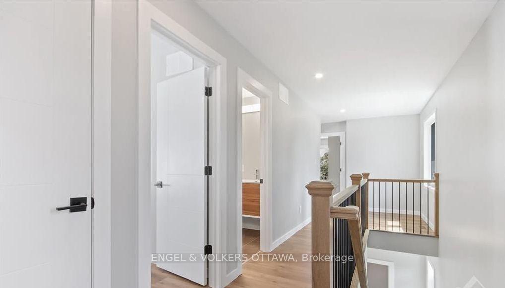 Photo 10 of Unit A, 1377 Maxime Street, Ottawa, Pineview — HOMEH