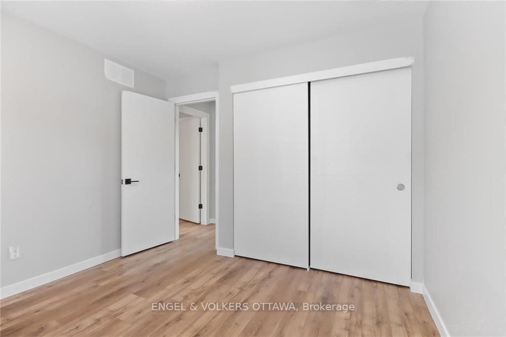 Photo 14 of Unit A, 1377 Maxime Street, Ottawa, Pineview — HOMEH