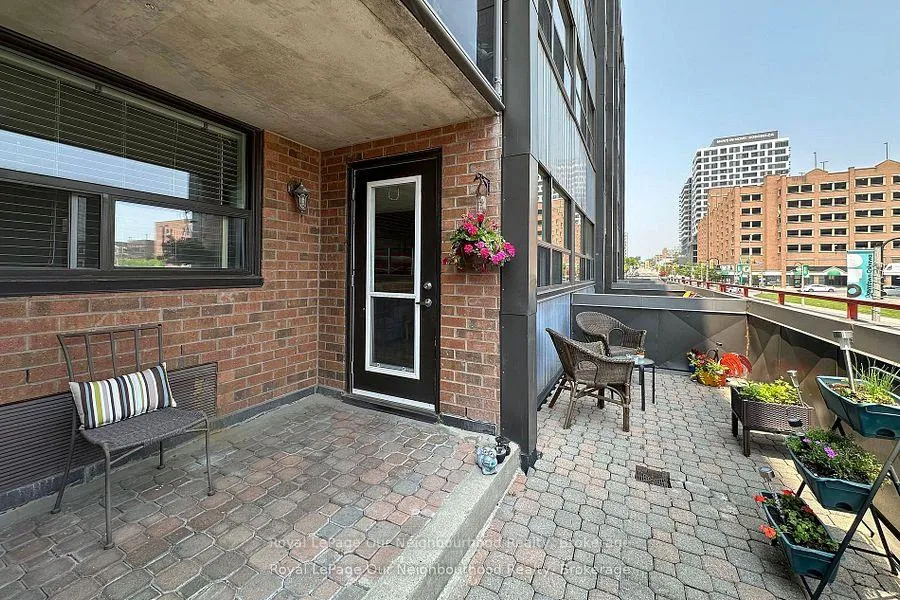 Photo 13 of Unit 203, 80 Athol Street E, Oshawa, Central — HOMEH