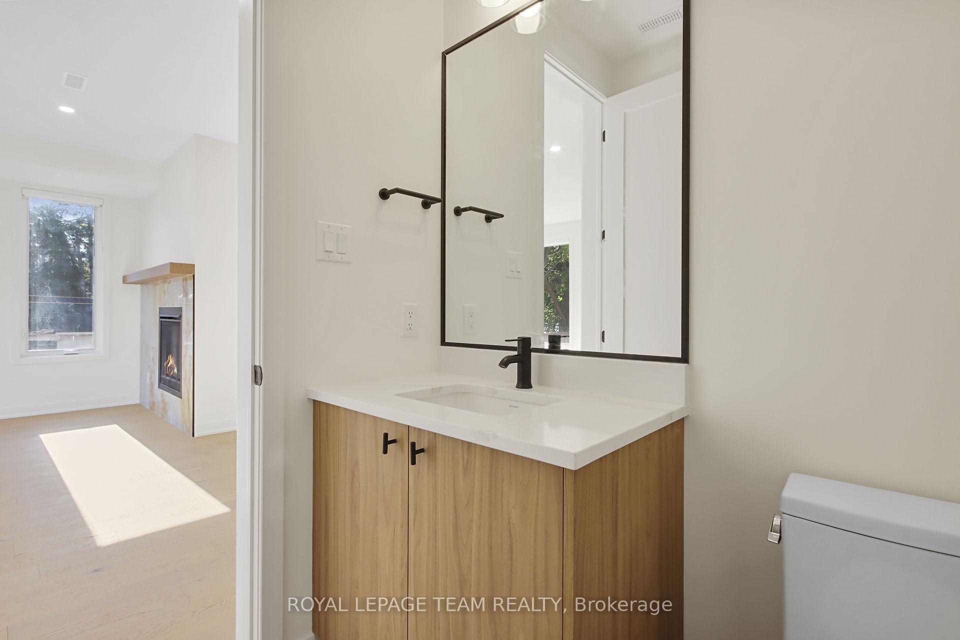 Photo 8 of Unit B, 241 Breezehill Avenue, Ottawa, West Centre Town — HOMEH