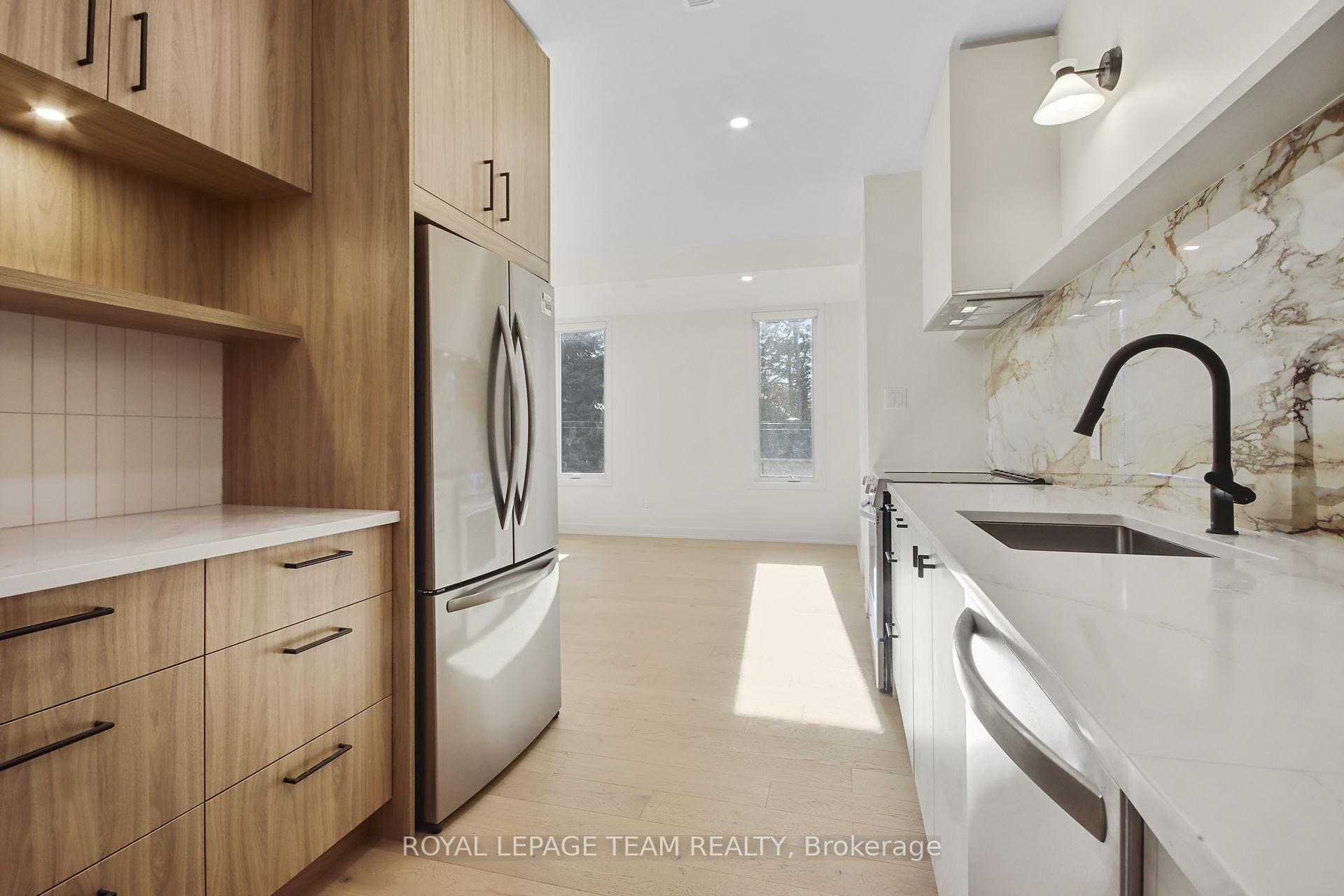 Photo 12 of Unit B, 241 Breezehill Avenue, Ottawa, West Centre Town — HOMEH