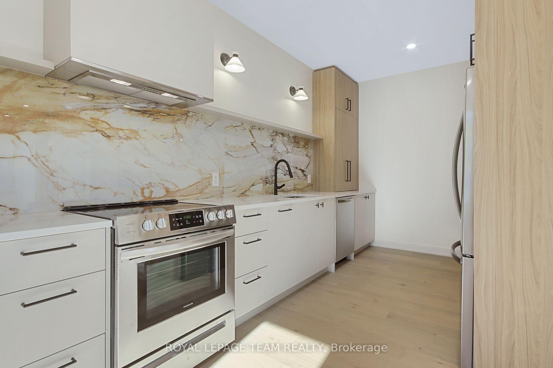 Photo 19 of Unit B, 241 Breezehill Avenue, Ottawa, West Centre Town — HOMEH