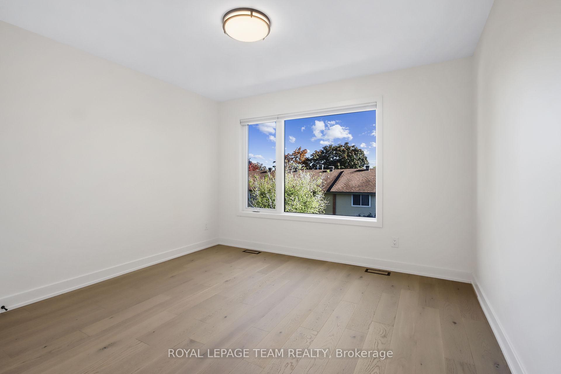 Photo 35 of Unit B, 241 Breezehill Avenue, Ottawa, West Centre Town — HOMEH