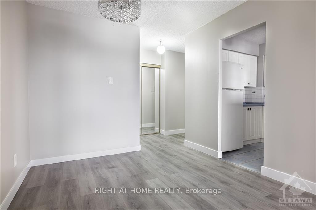 Photo 4 of Unit 708, 158B Mcarthur Avenue, Ottawa, Vanier — HOMEH