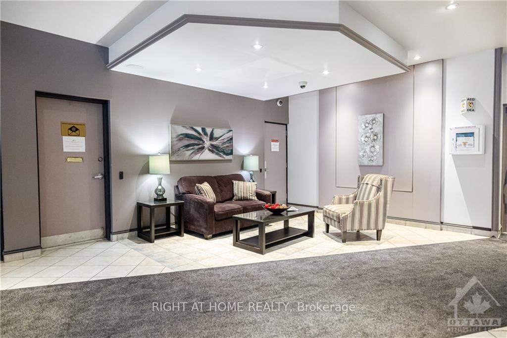 Photo 18 of Unit 708, 158B Mcarthur Avenue, Ottawa, Vanier — HOMEH