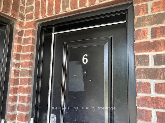 Photo 3 of Unit 6, 10 Carnation Avenue, Etobicoke, Long Branch — HOMEH