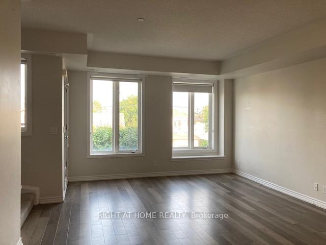 Photo 4 of Unit 6, 10 Carnation Avenue, Etobicoke, Long Branch — HOMEH