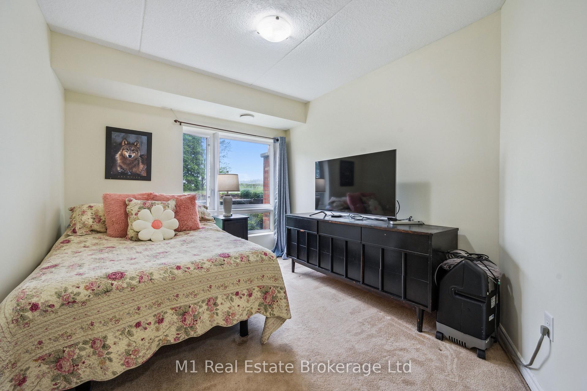 Photo 18 of Unit 105, 19 Waterford Drive, Guelph, Pineridge/Westminster Woods — HOMEH
