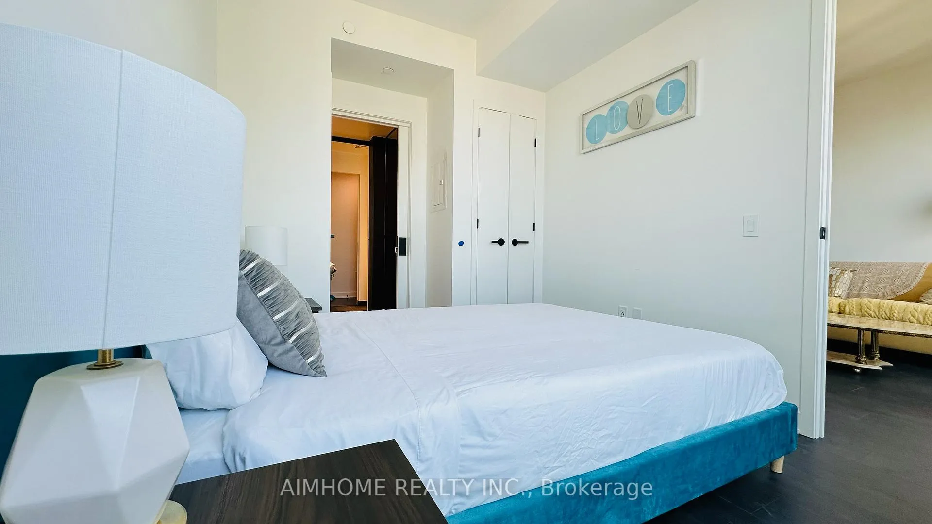 Photo 13 of Unit 3602, 55 Charles Street E, Toronto, Church-Yonge Corridor — HOMEH