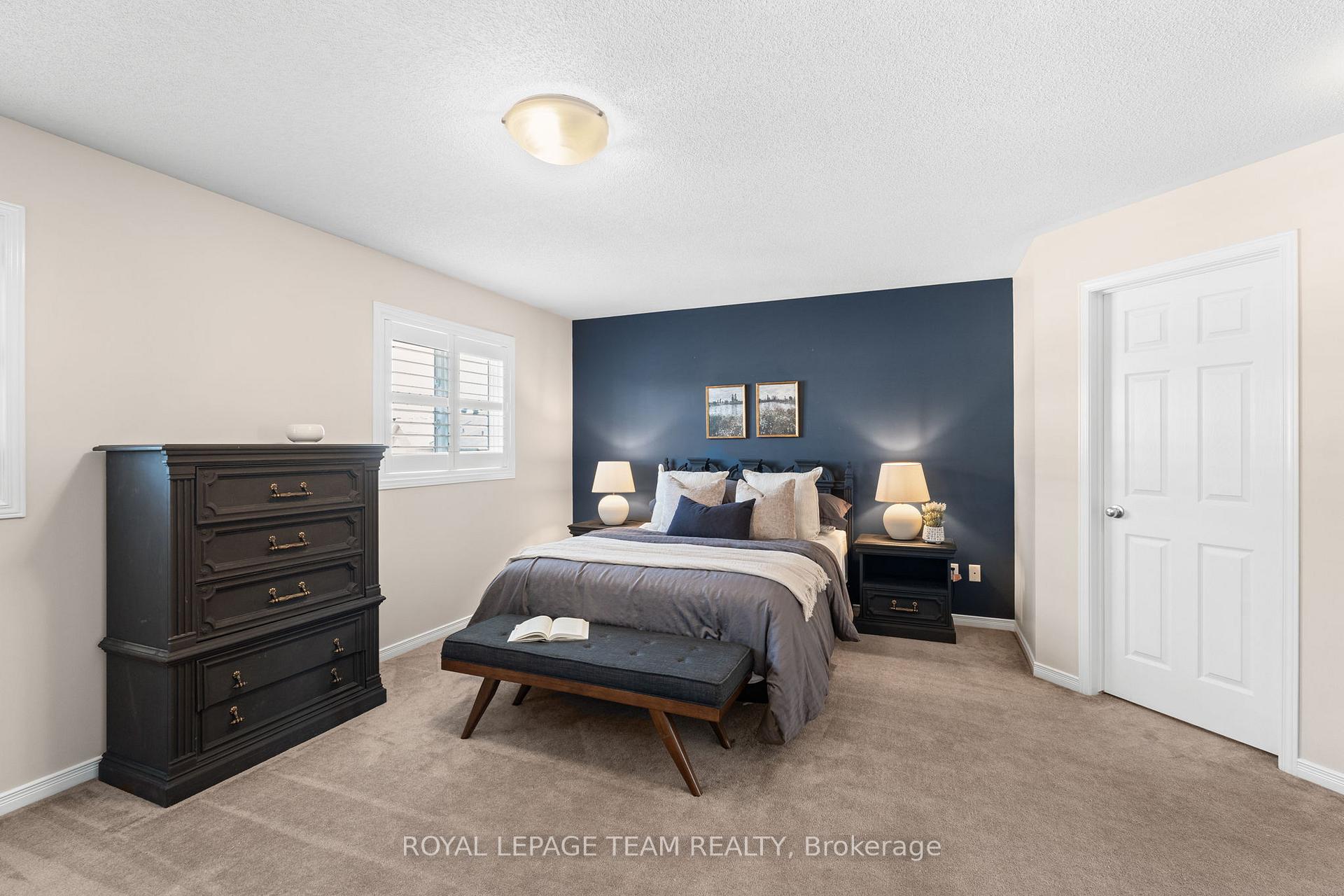 Photo 7 of 915 Torovin Private, Ottawa, Pineview — HOMEH