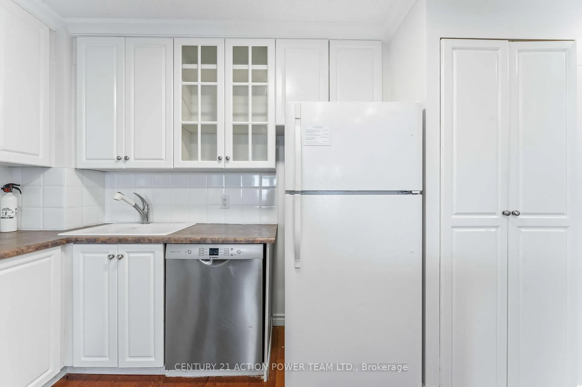 Photo 11 of Unit 1103, 1025 Grenon Avenue, Ottawa, Fairfield Heights — HOMEH