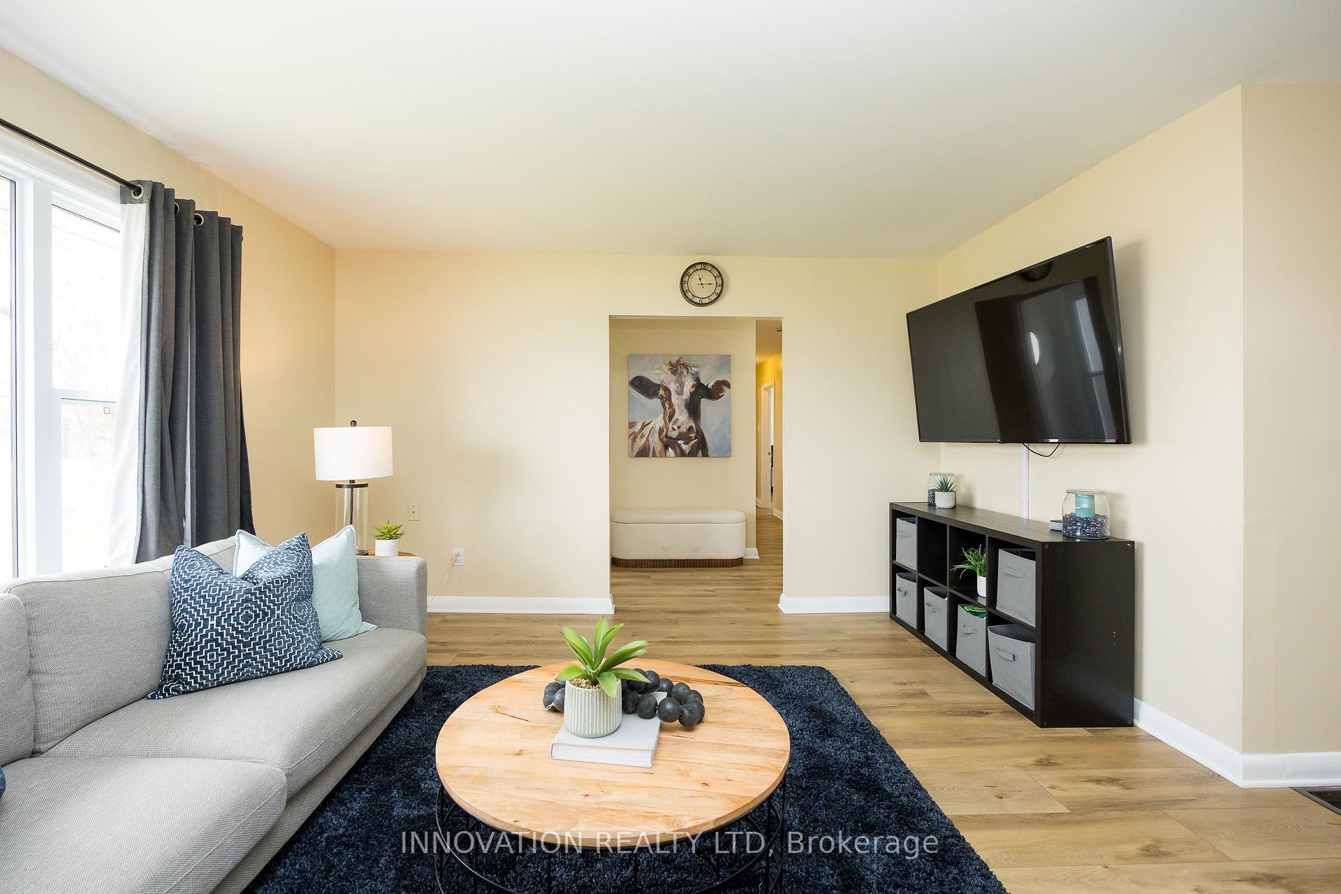 Photo 6 of 2481 Merivale Road, Ottawa, Rideau Heights/Ashdale/Rideau Glen — HOMEH