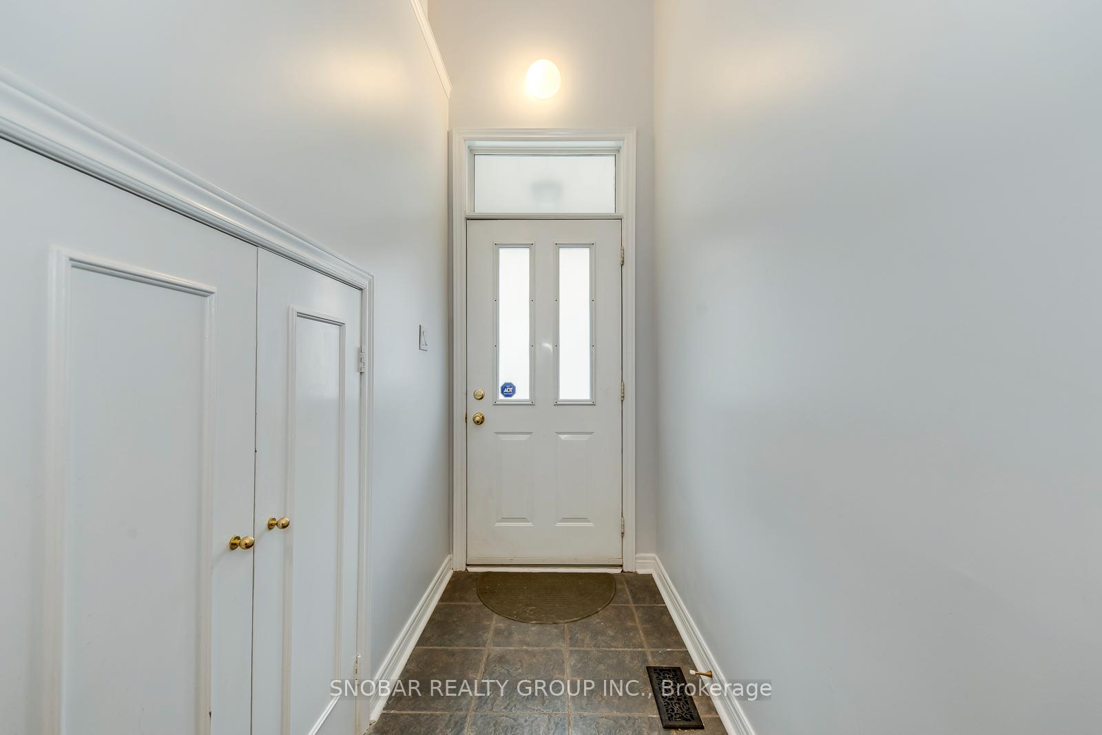 Photo 4 of 17 James Stock Path, Etobicoke, Mimico — HOMEH