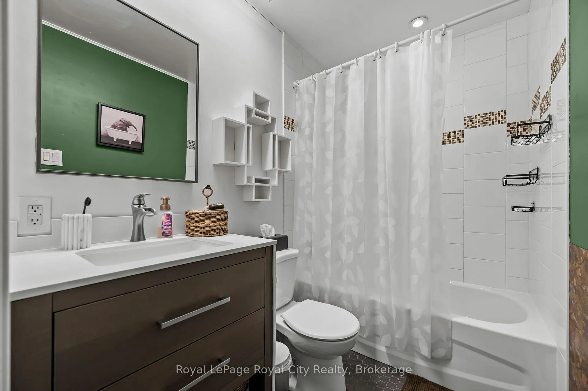 Photo 12 of Unit 104, 234 Willow Road, Guelph, Junction/Onward Willow — HOMEH