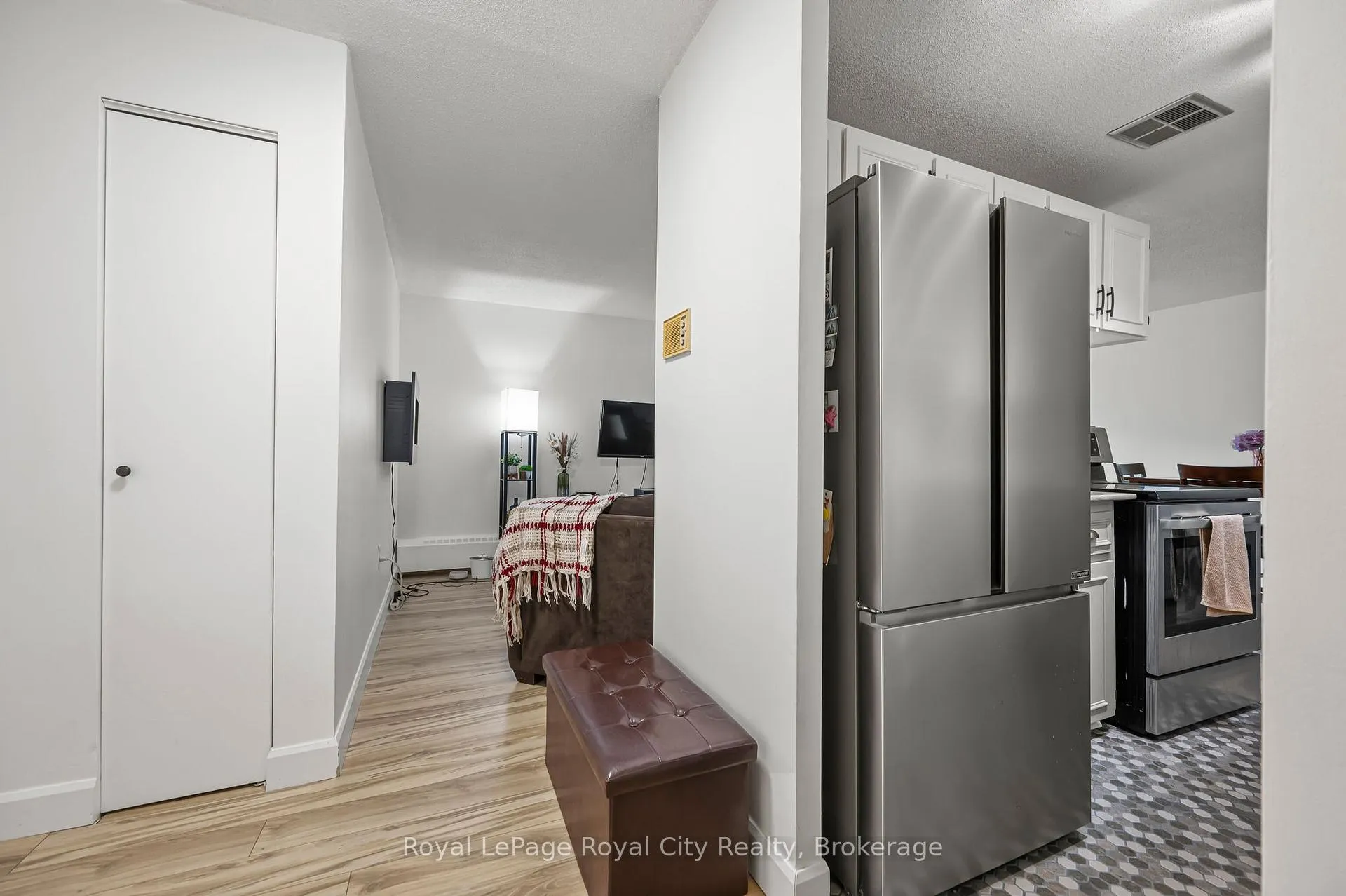 Photo 13 of Unit 104, 234 Willow Road, Guelph, Junction/Onward Willow — HOMEH