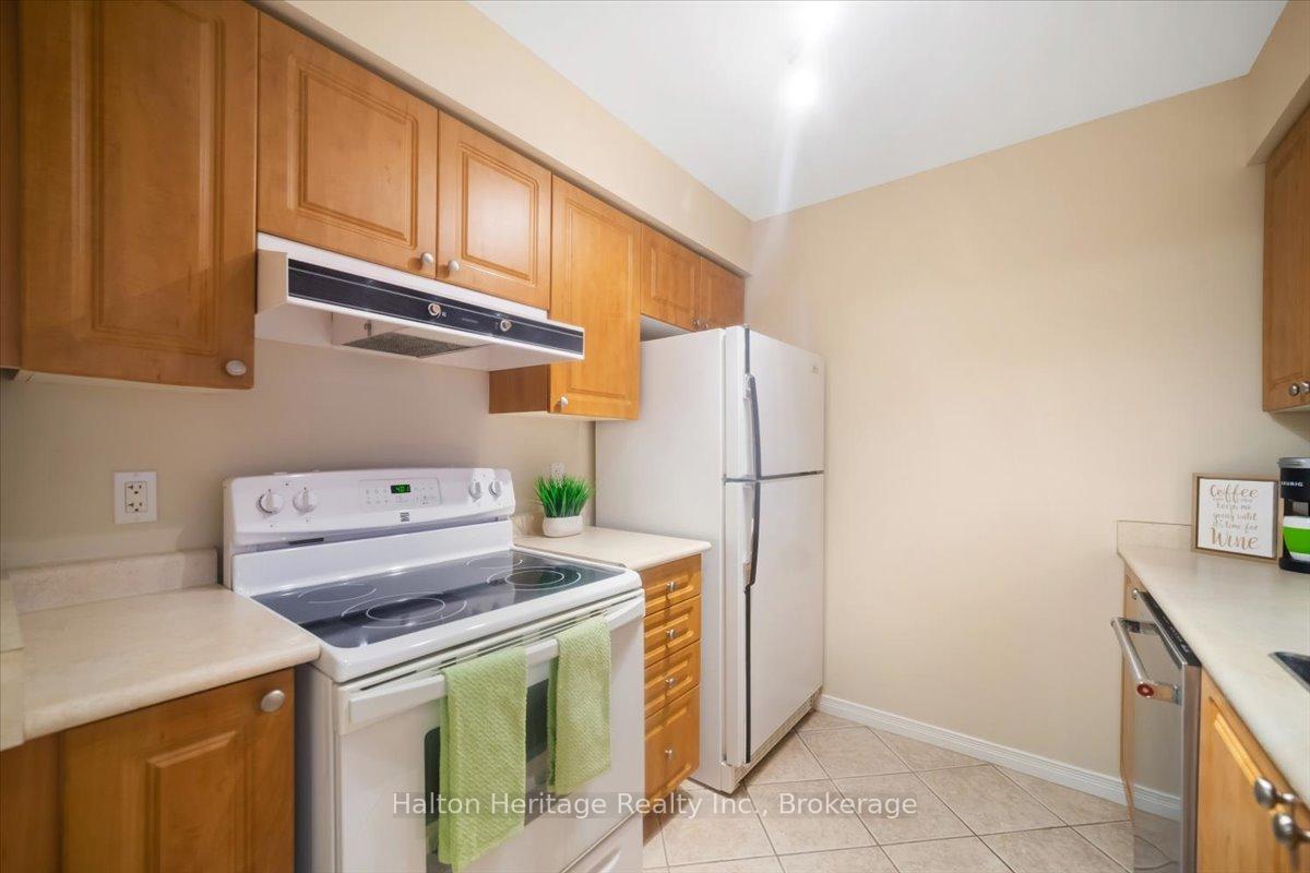 Photo 8 of Unit 309, 1200 The Esplanade N, Pickering, Town Centre — HOMEH