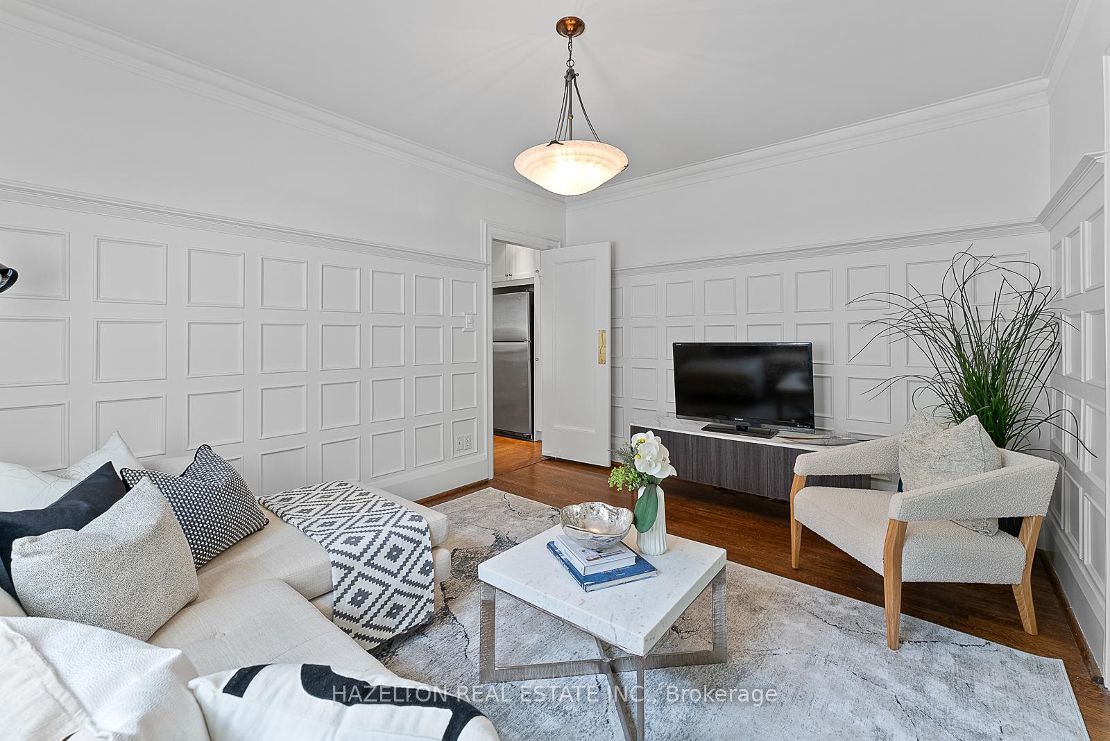 Photo 7 of Unit A, 9 Clarendon Avenue, Toronto, Casa Loma — HOMEH