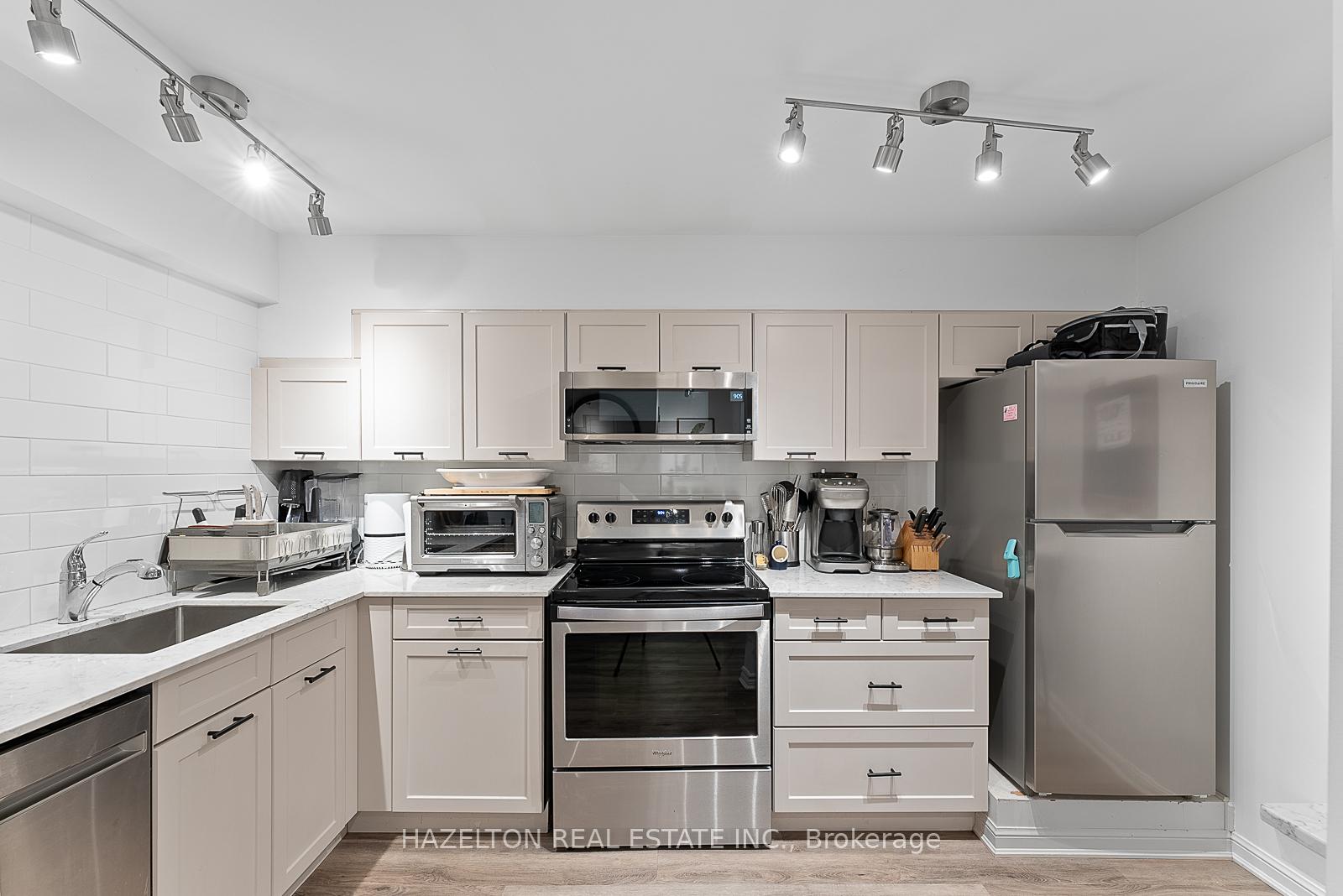 Photo 29 of Unit A, 9 Clarendon Avenue, Toronto, Casa Loma — HOMEH