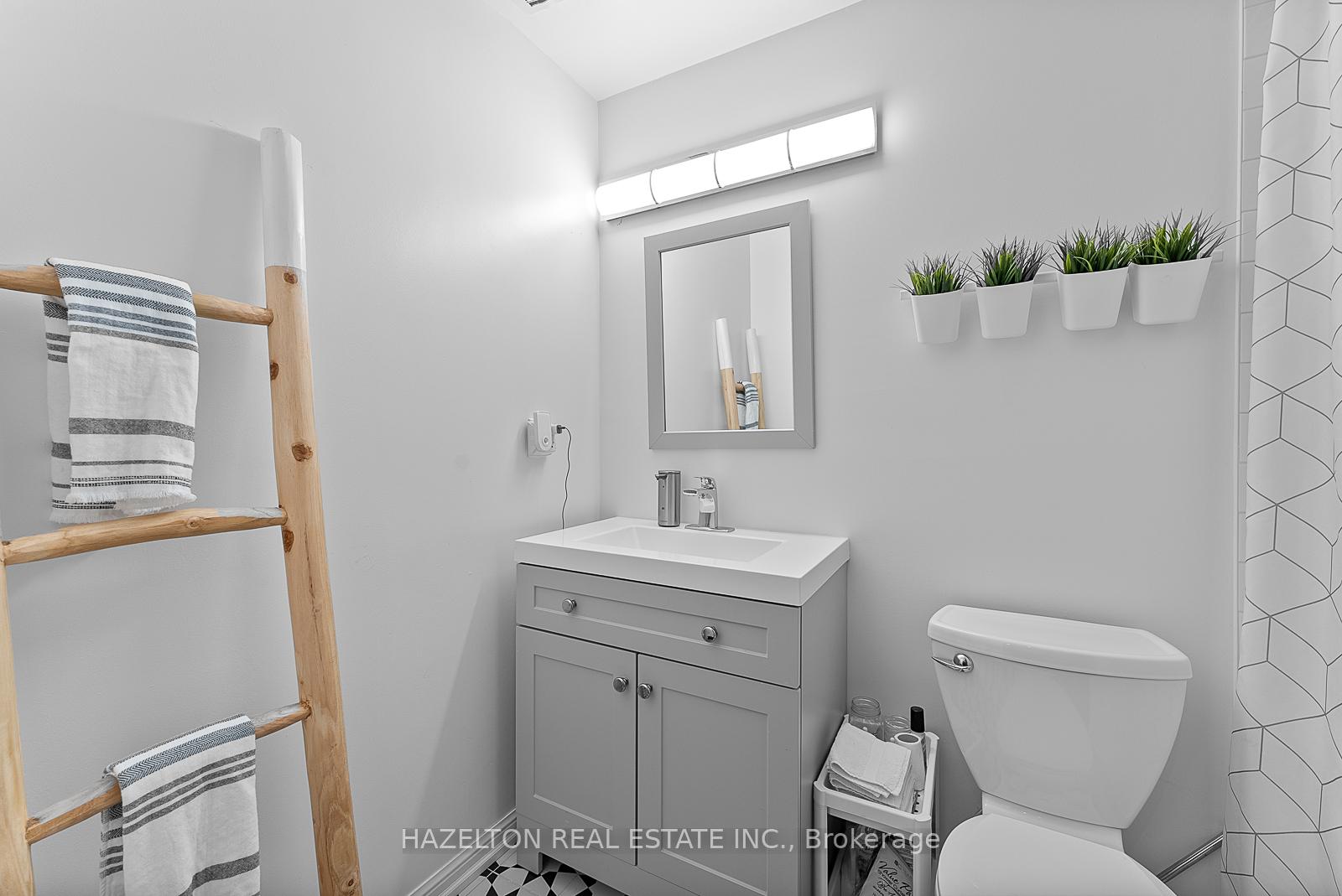 Photo 35 of Unit A, 9 Clarendon Avenue, Toronto, Casa Loma — HOMEH