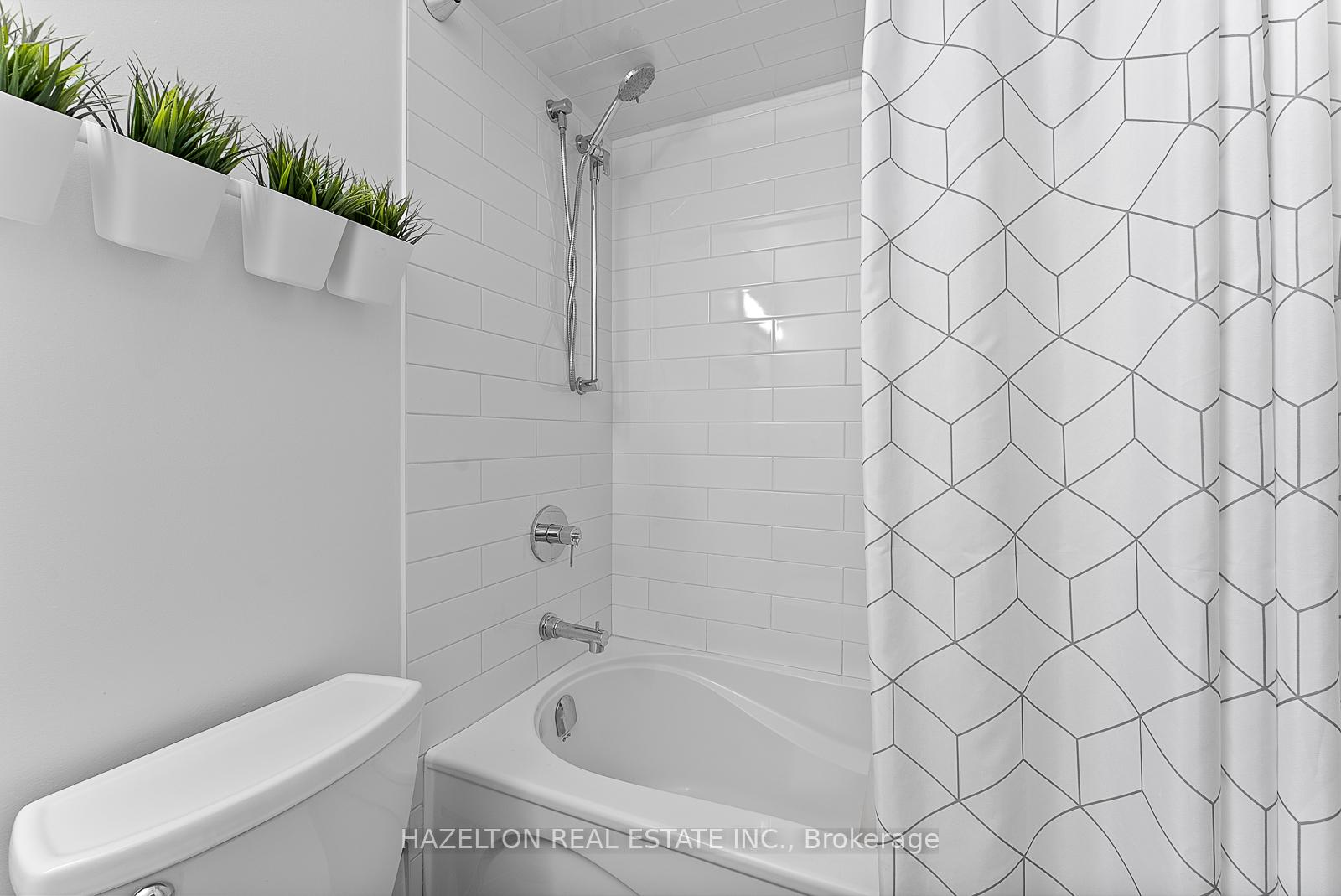 Photo 36 of Unit A, 9 Clarendon Avenue, Toronto, Casa Loma — HOMEH