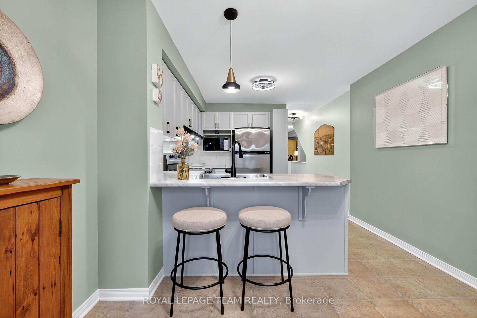 Photo 9 of 548 Lakeridge Drive NE, Ottawa, Avalon East — HOMEH