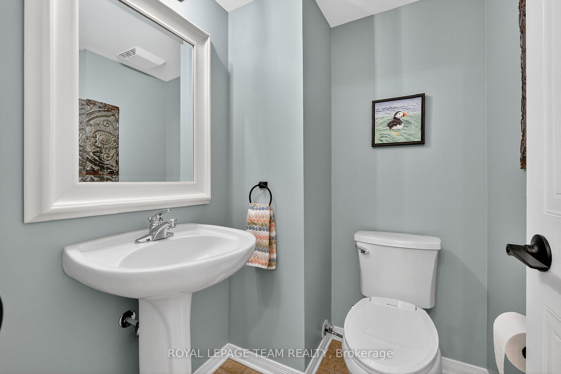 Photo 18 of 548 Lakeridge Drive NE, Ottawa, Avalon East — HOMEH