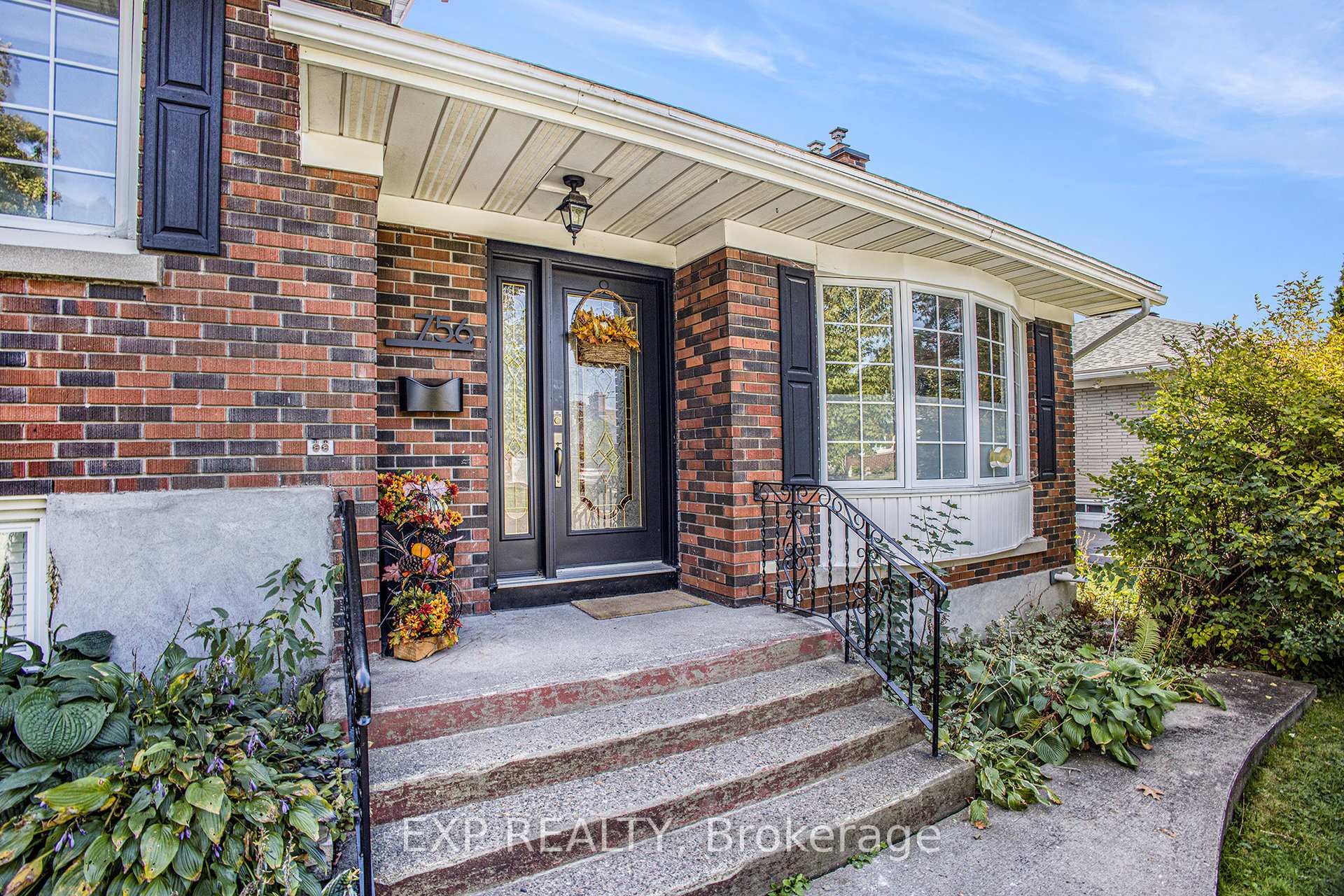 Photo 7 of 756 Fairdale Avenue, Ottawa, Elmvale Acres — HOMEH