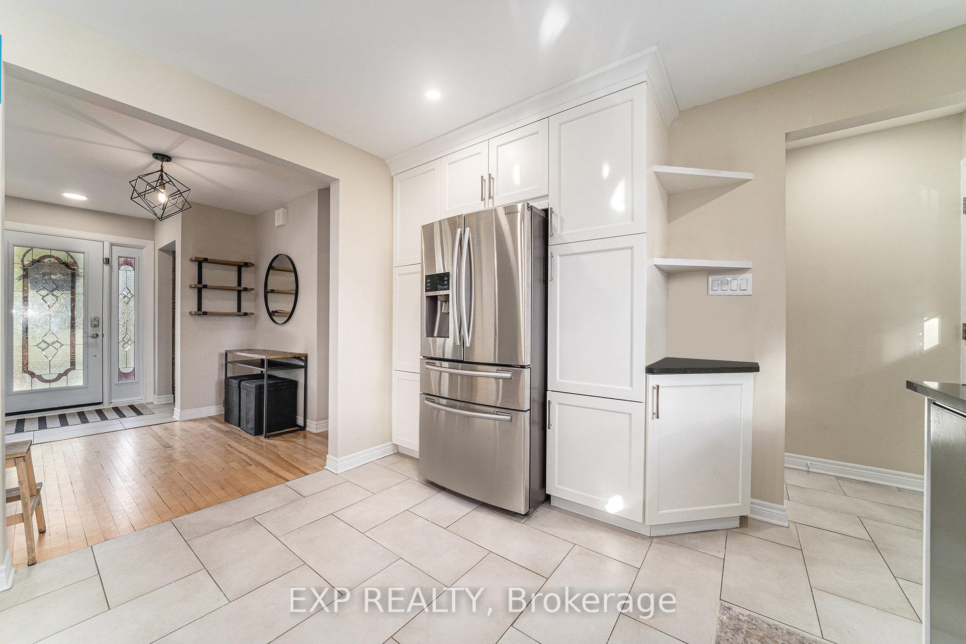 Photo 12 of 756 Fairdale Avenue, Ottawa, Elmvale Acres — HOMEH