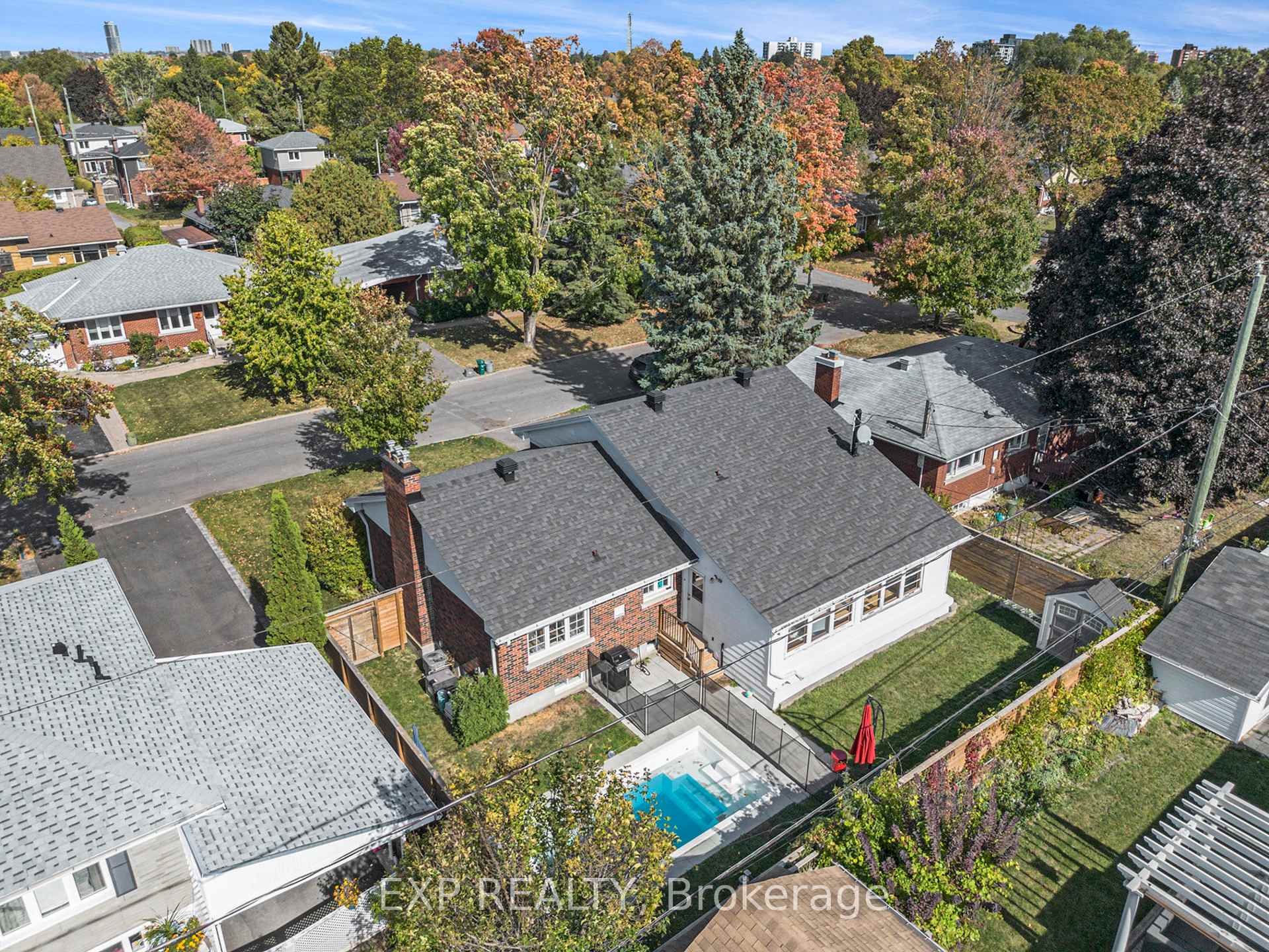Photo 37 of 756 Fairdale Avenue, Ottawa, Elmvale Acres — HOMEH