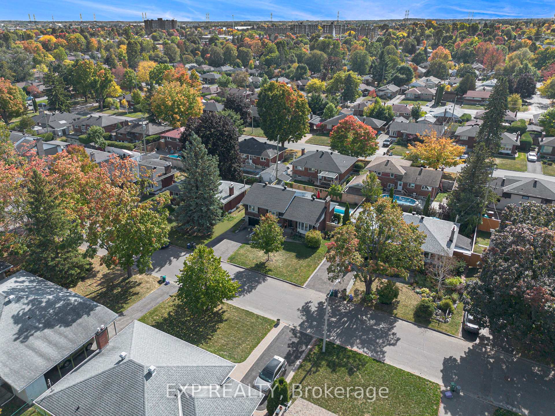 Photo 43 of 756 Fairdale Avenue, Ottawa, Elmvale Acres — HOMEH