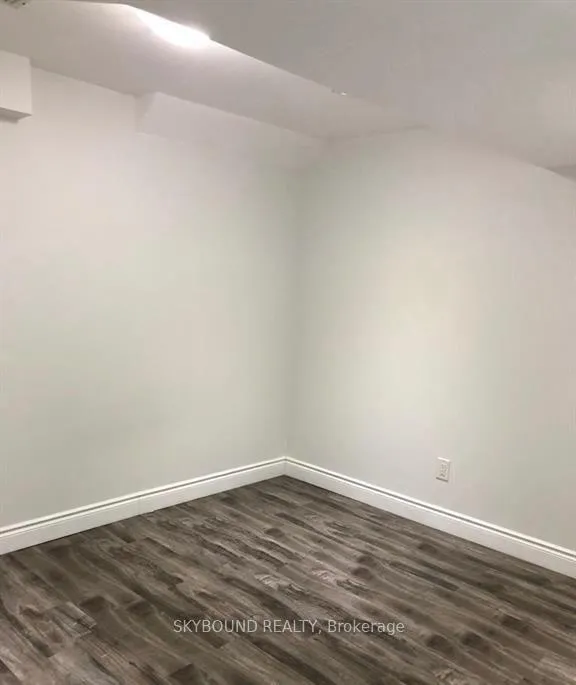 Photo 7 of Unit (Lower), 981 Asleton Boulevard, Milton, Willmott — HOMEH