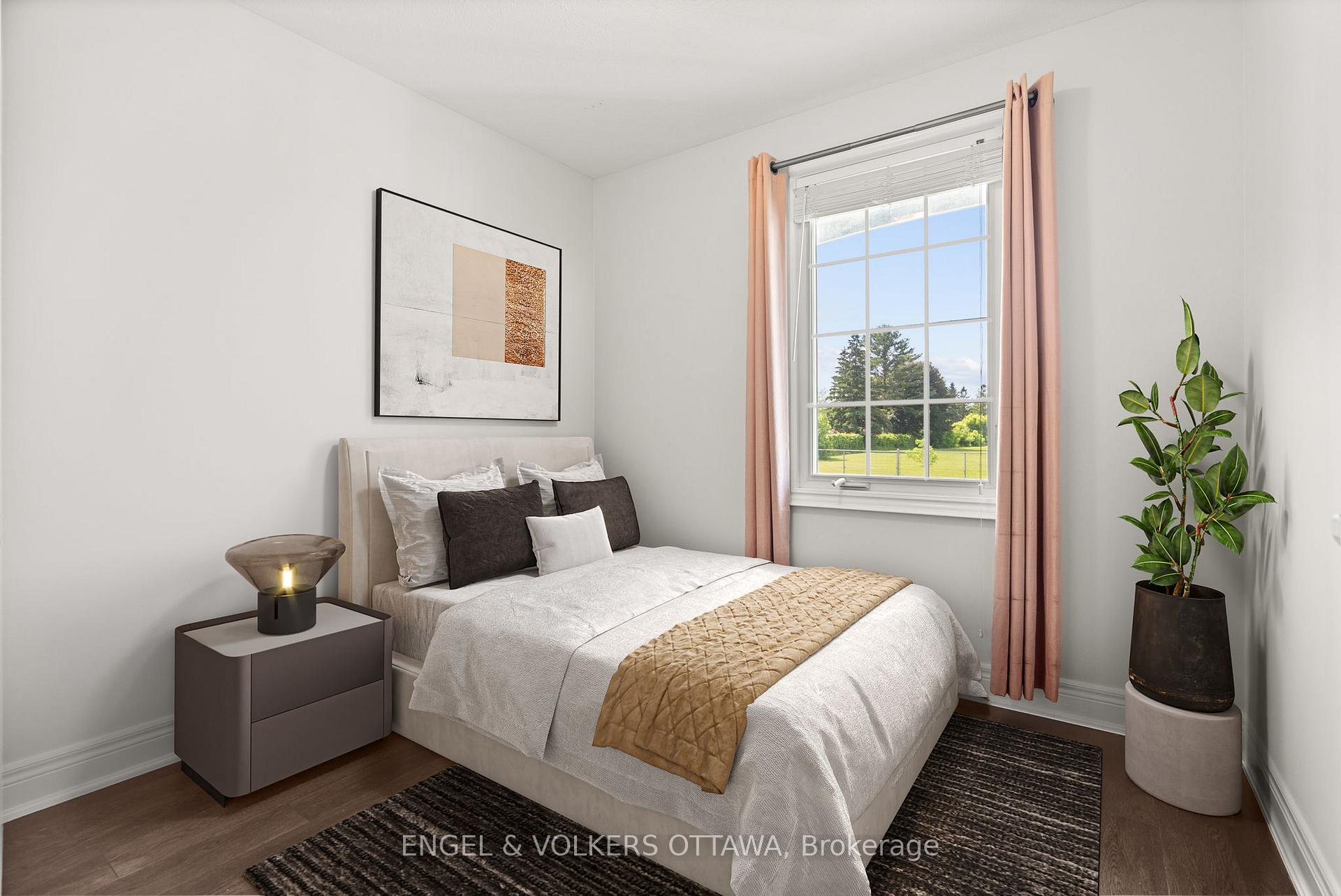 Photo 18 of 20 Assiniboine Drive, Ottawa, Borden Farm/Stewart Farm/Carleton Heights/Parkwood Hills — HOMEH