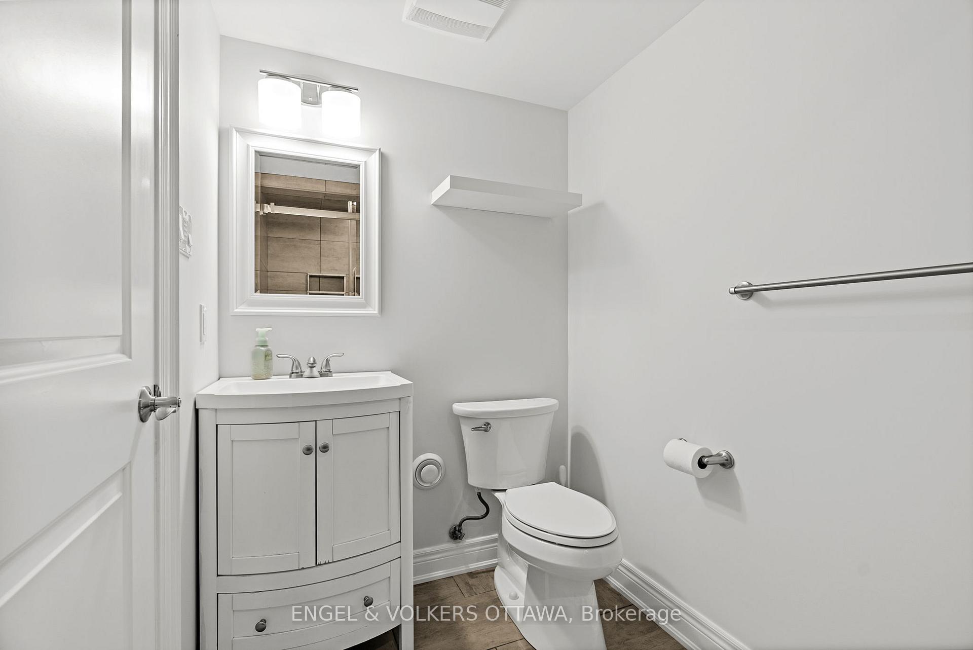 Photo 25 of 20 Assiniboine Drive, Ottawa, Borden Farm/Stewart Farm/Carleton Heights/Parkwood Hills — HOMEH