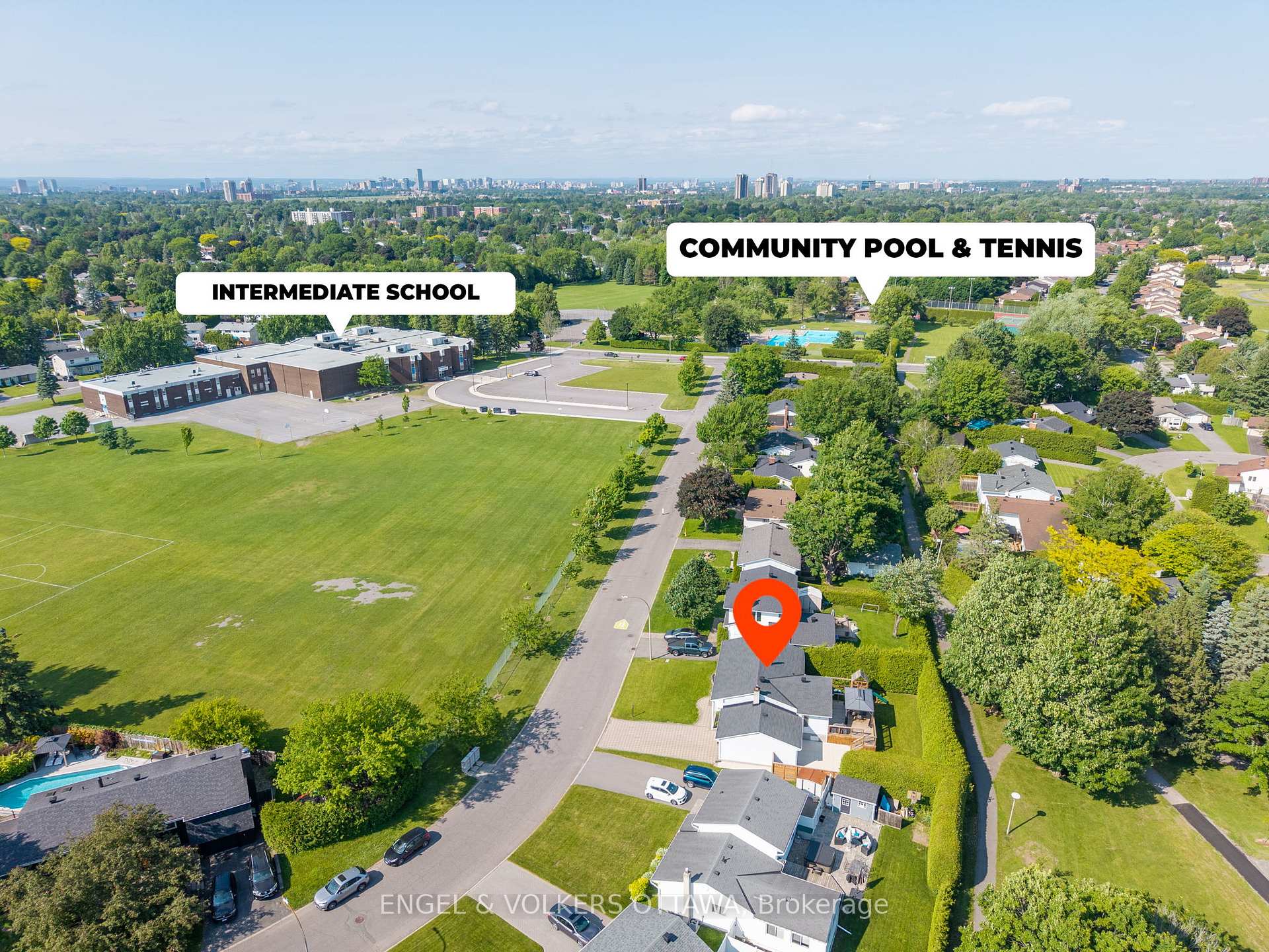 Photo 40 of 20 Assiniboine Drive, Ottawa, Borden Farm/Stewart Farm/Carleton Heights/Parkwood Hills — HOMEH
