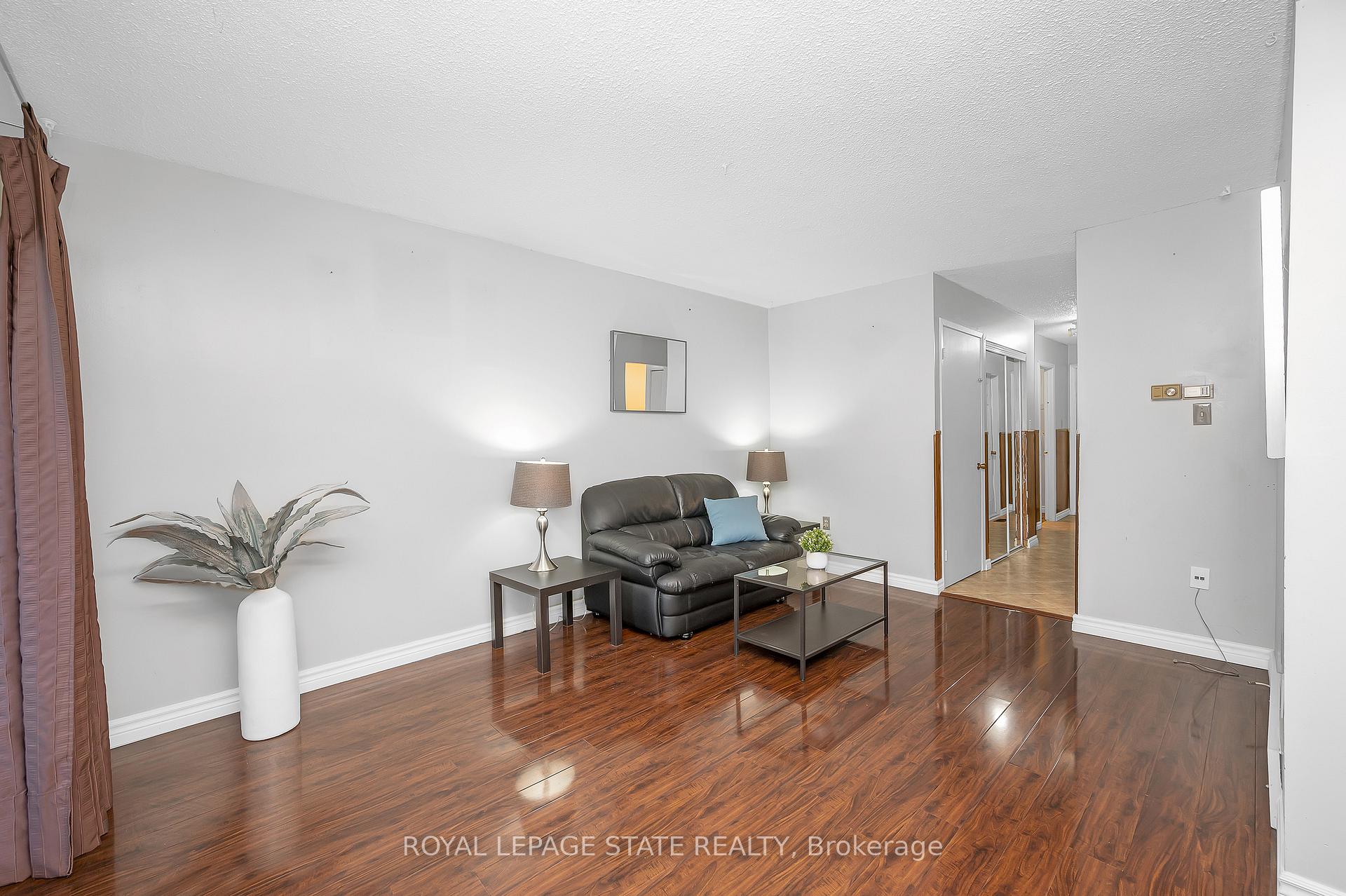 Photo 4 of Unit 124, 100 Quigley Road, Hamilton, Vincent — HOMEH