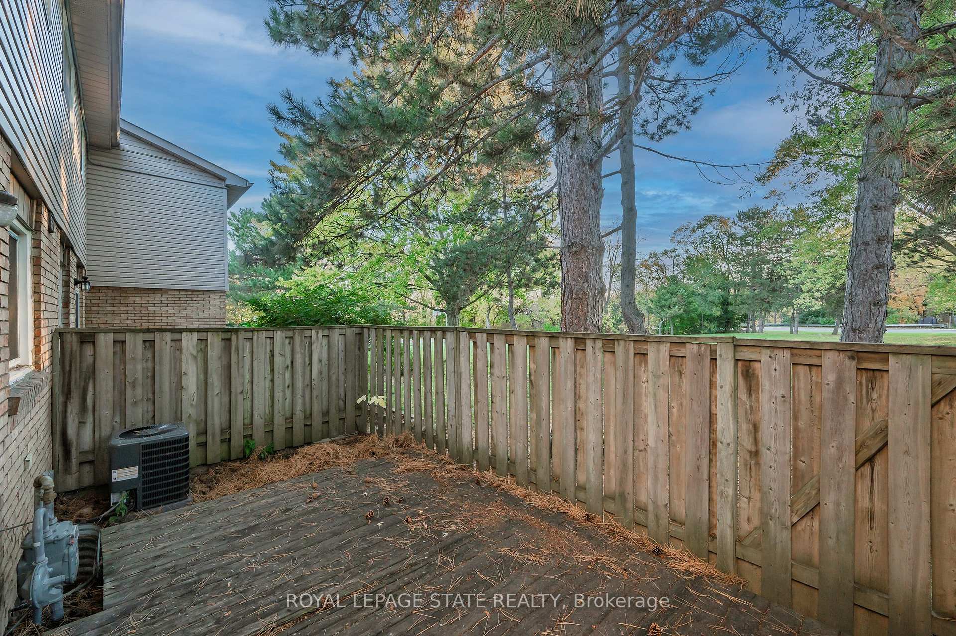 Photo 21 of Unit 124, 100 Quigley Road, Hamilton, Vincent — HOMEH