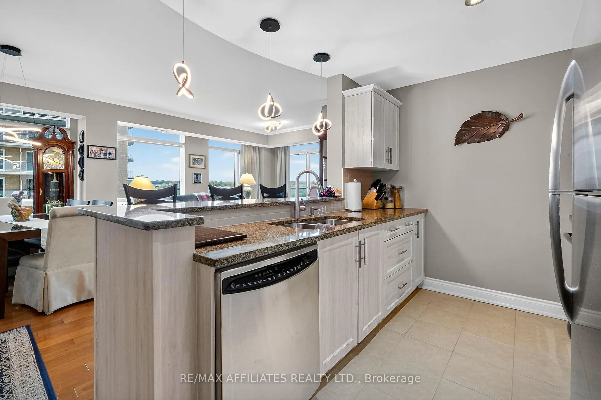 Photo 14 of Unit 905, 100 Inlet Private, Ottawa, Chatelaine Village — HOMEH