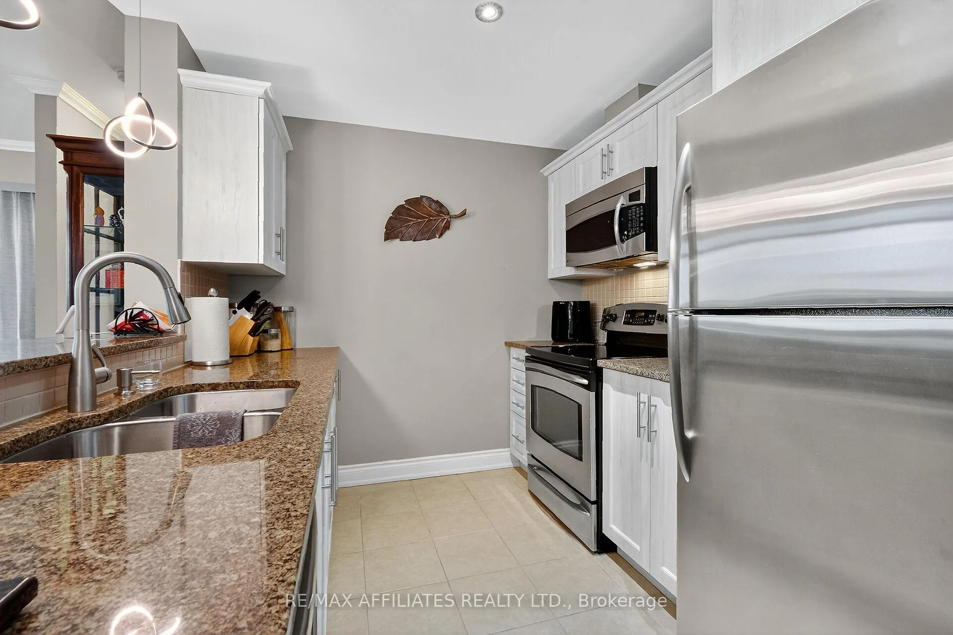 Photo 15 of Unit 905, 100 Inlet Private, Ottawa, Chatelaine Village — HOMEH