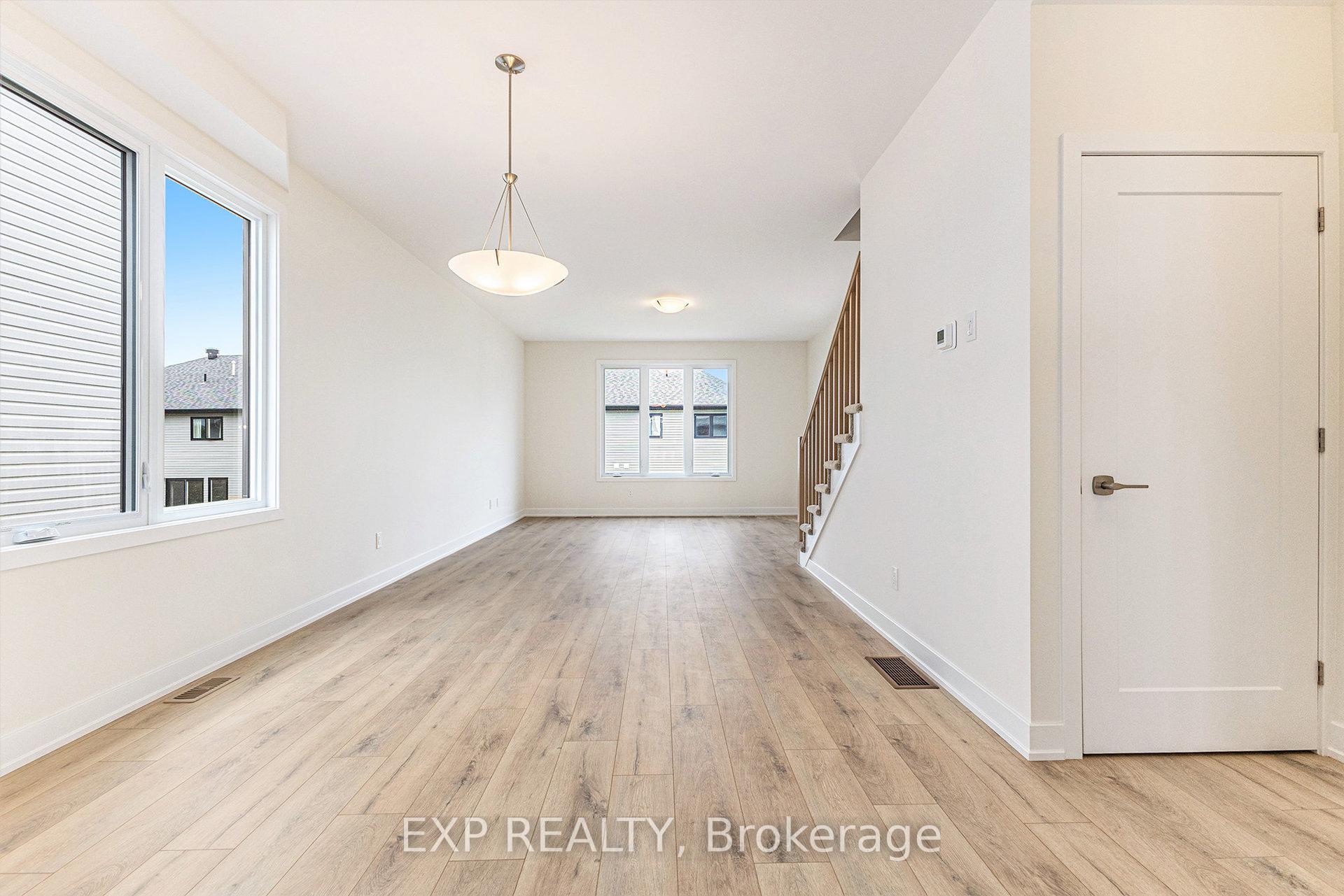 Photo 3 of 237 O'donovan Drive, Carleton Place — HOMEH