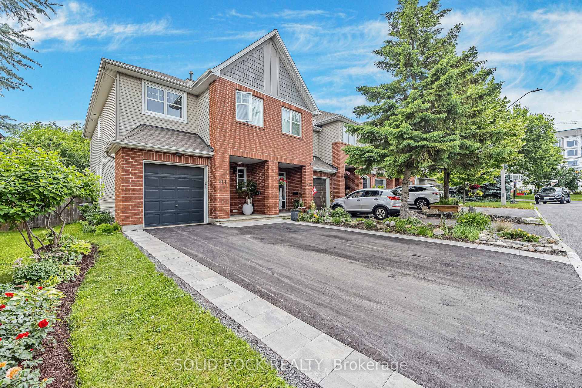 Photo 3 of 411 Cache Bay Crescent E, Ottawa, Blossom Park/Kemp Park/Findlay Creek — HOMEH