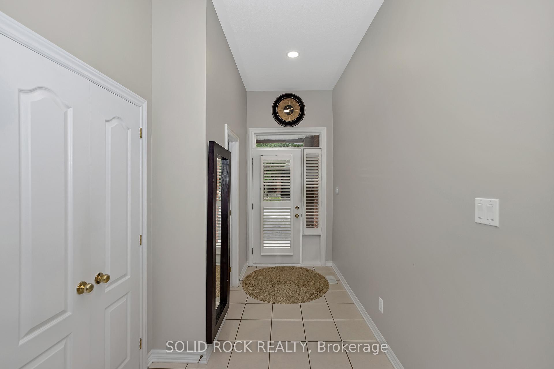 Photo 4 of 411 Cache Bay Crescent E, Ottawa, Blossom Park/Kemp Park/Findlay Creek — HOMEH