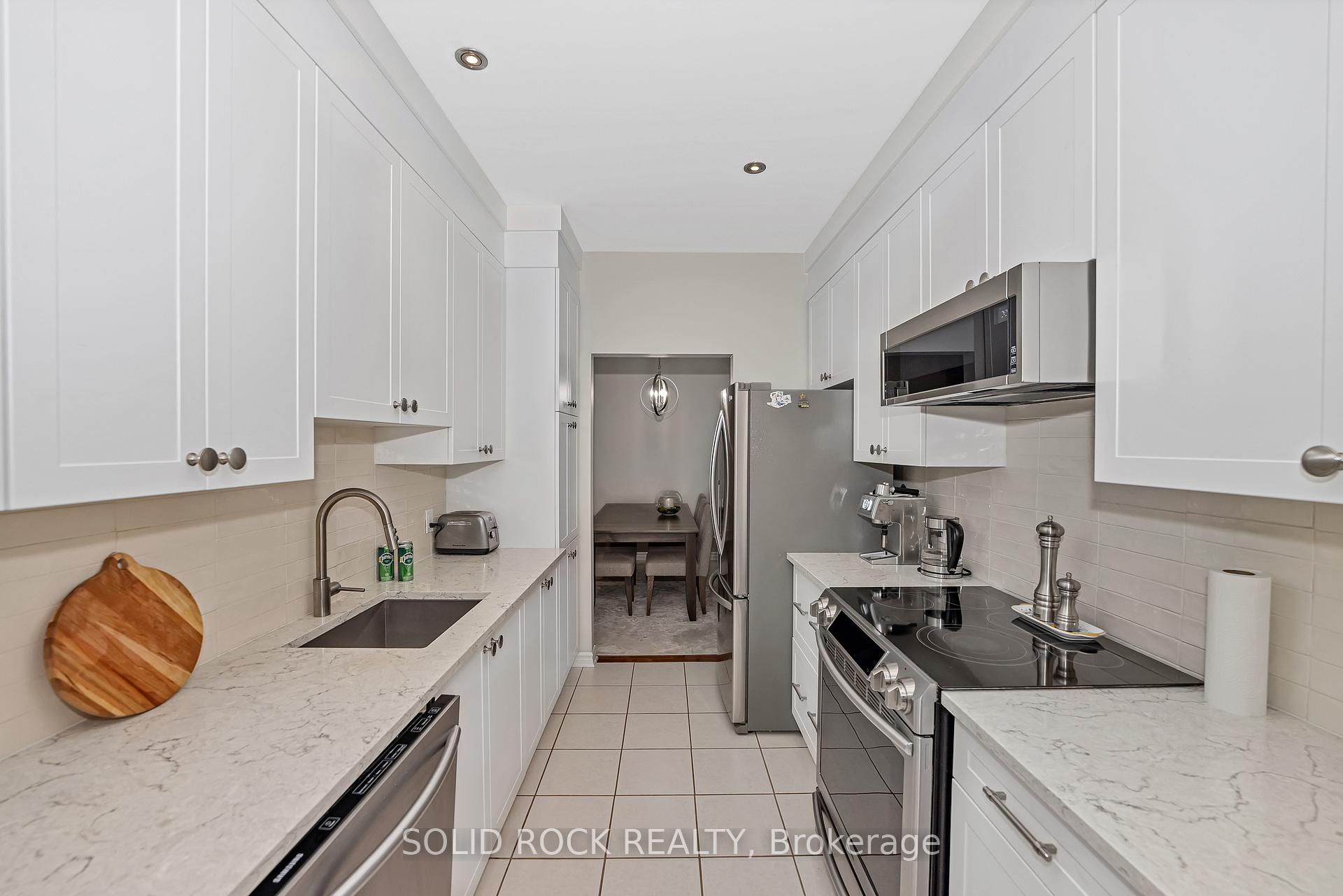Photo 15 of 411 Cache Bay Crescent E, Ottawa, Blossom Park/Kemp Park/Findlay Creek — HOMEH