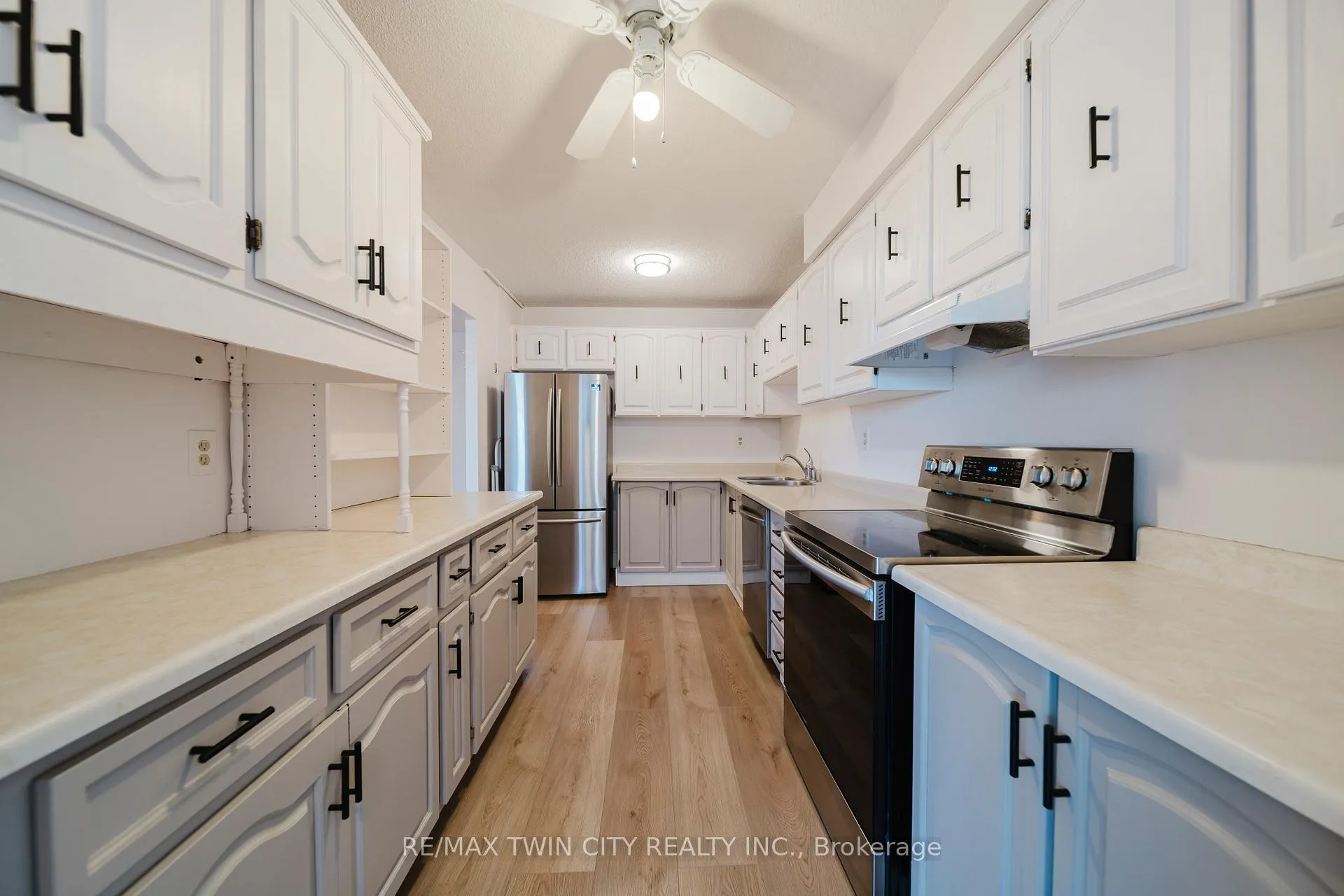Photo 7 of Unit 306, 375 King Street N, Waterloo — HOMEH