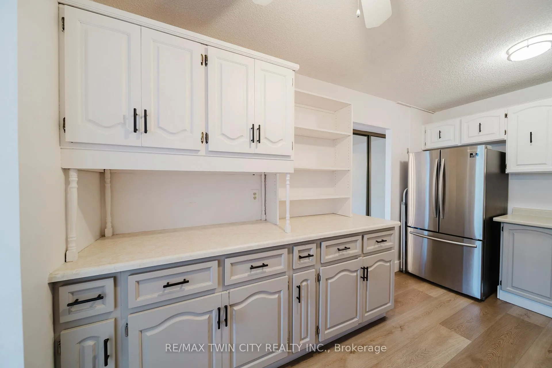 Photo 8 of Unit 306, 375 King Street N, Waterloo — HOMEH
