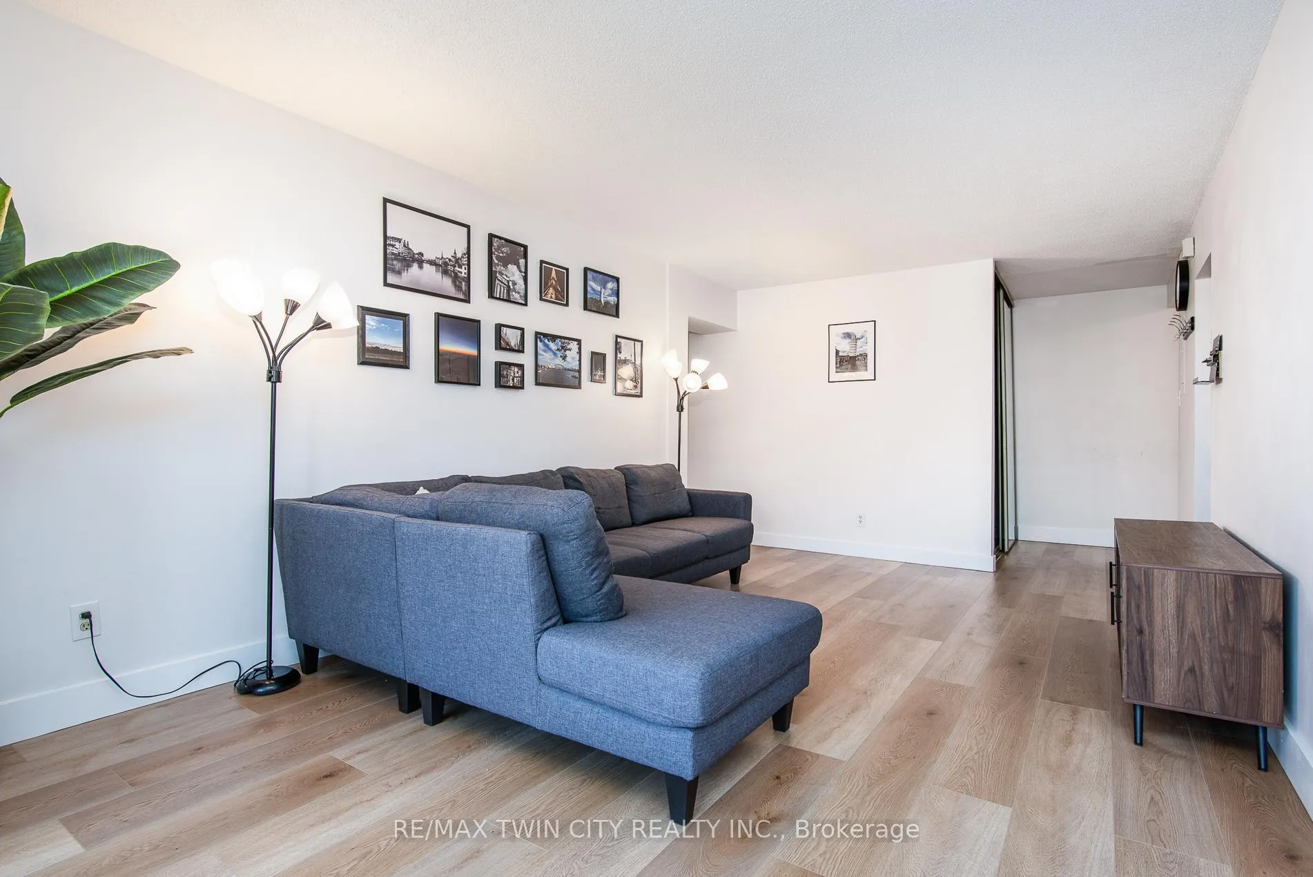 Photo 14 of Unit 306, 375 King Street N, Waterloo — HOMEH