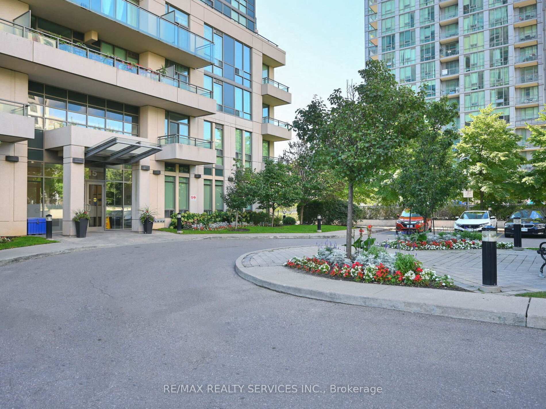 Photo 2 of Unit 2009, 3515 Kariya Drive, Mississauga, Fairview — HOMEH