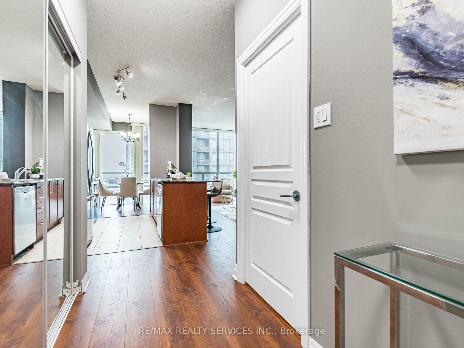 Photo 11 of Unit 2009, 3515 Kariya Drive, Mississauga, Fairview — HOMEH