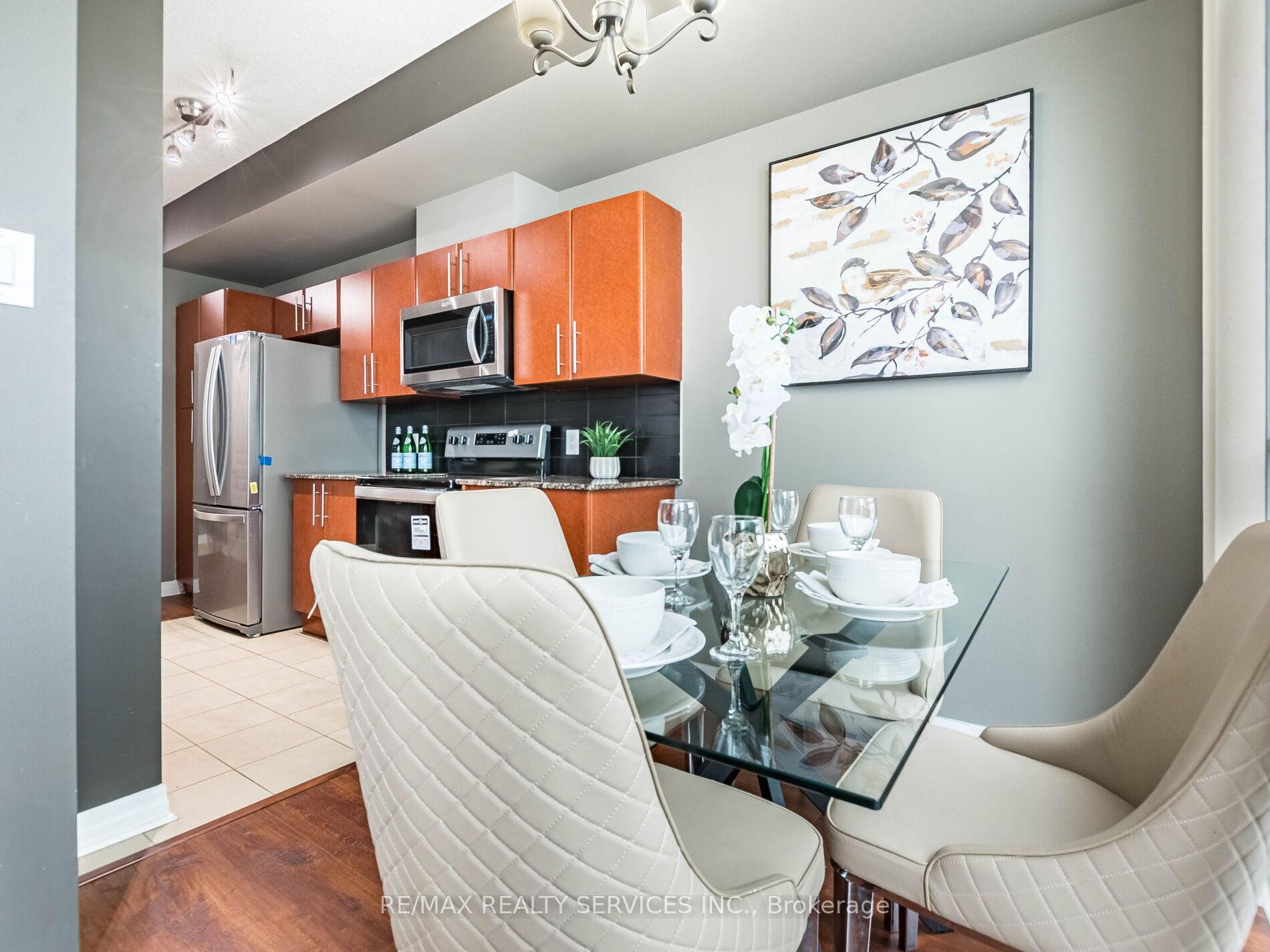 Photo 15 of Unit 2009, 3515 Kariya Drive, Mississauga, Fairview — HOMEH